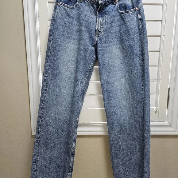 H&M Wide Leg Jeans Denim High Waist size 8  10 - Picture 1 of 9